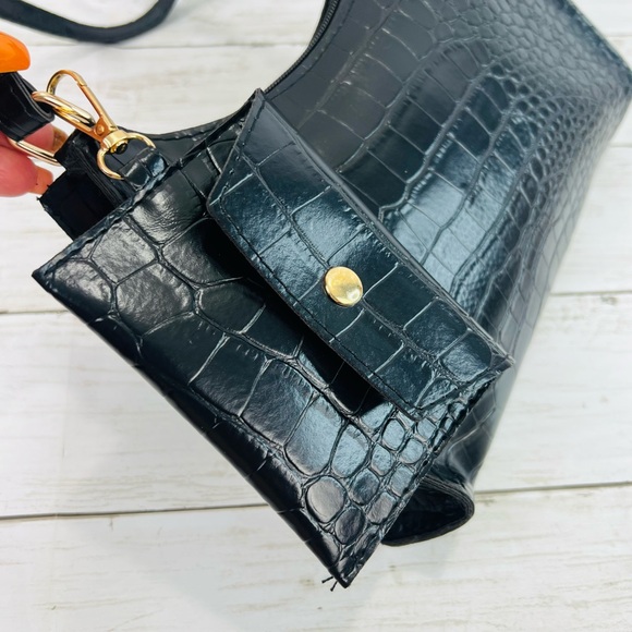 NWT Black Croc shoulder bag Faux Patent, leather Square Shape - Picture 12 of 13